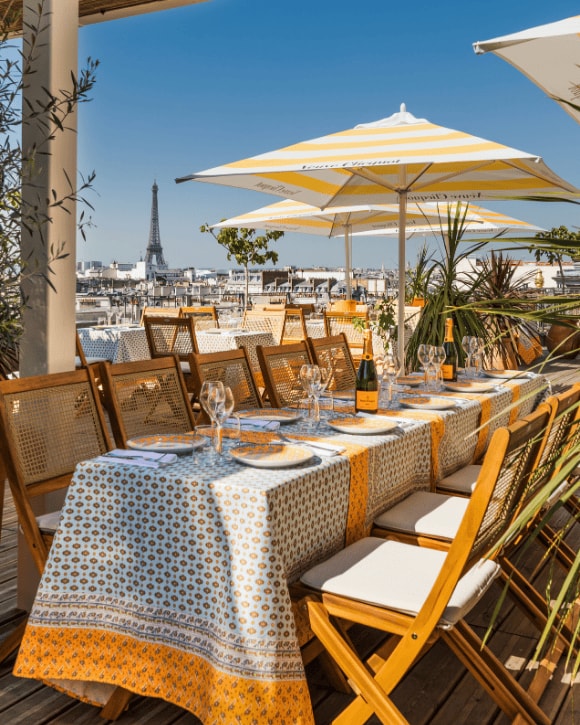 Le Picnic by Veuve Clicquot Printemps Haussmann Le Picnic by Veuve Clicquot Printemps Haussmann