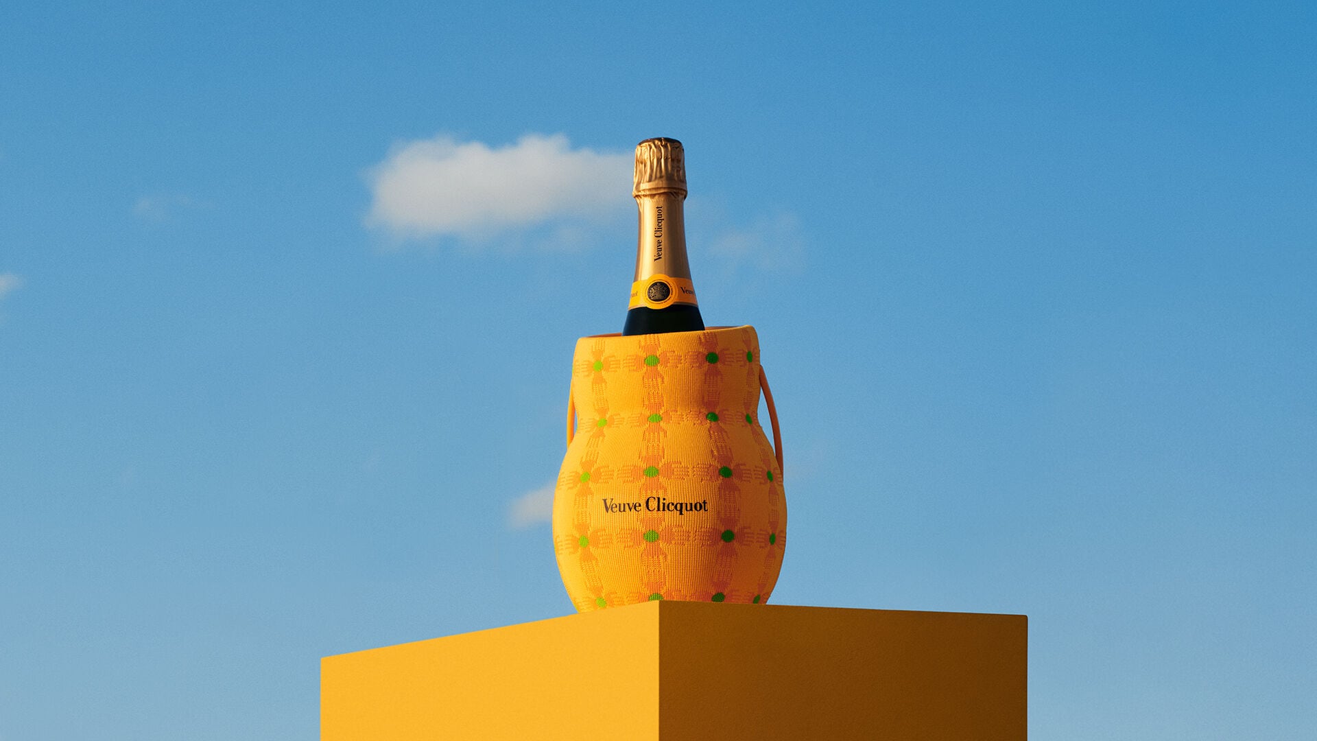 Veuve Clicquot Chasing the Sun Holder