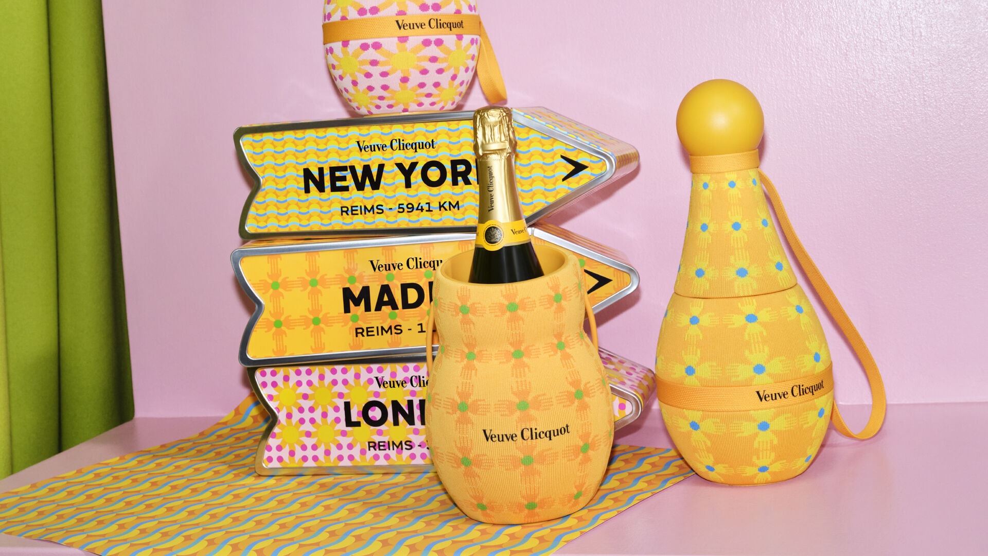 Veuve Clicquot Chasing the sun Products Collection 