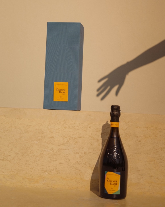 Lavinia Cernau photo of La Grande Dame 2015 Lavinia Cernau photo of La Grande Dame 2015