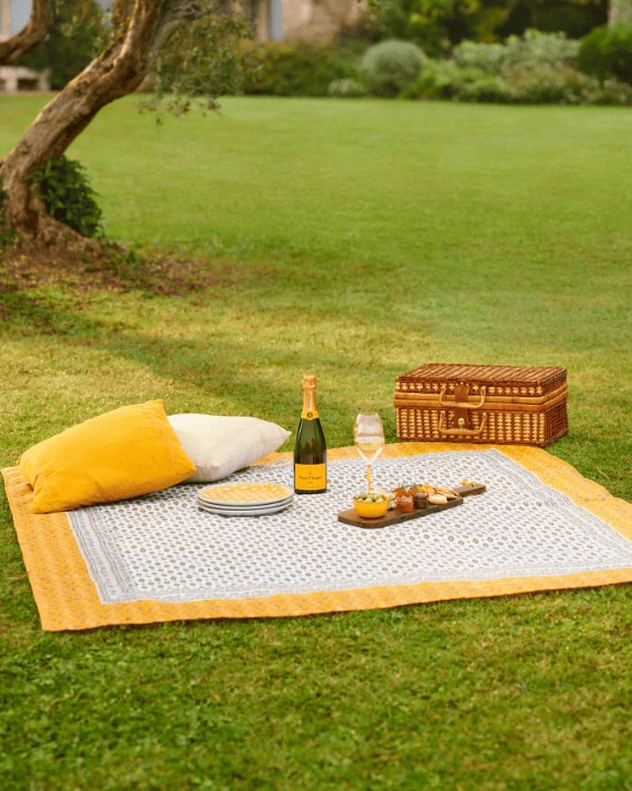 Veuve Clicquot Picnic Yellow Label 