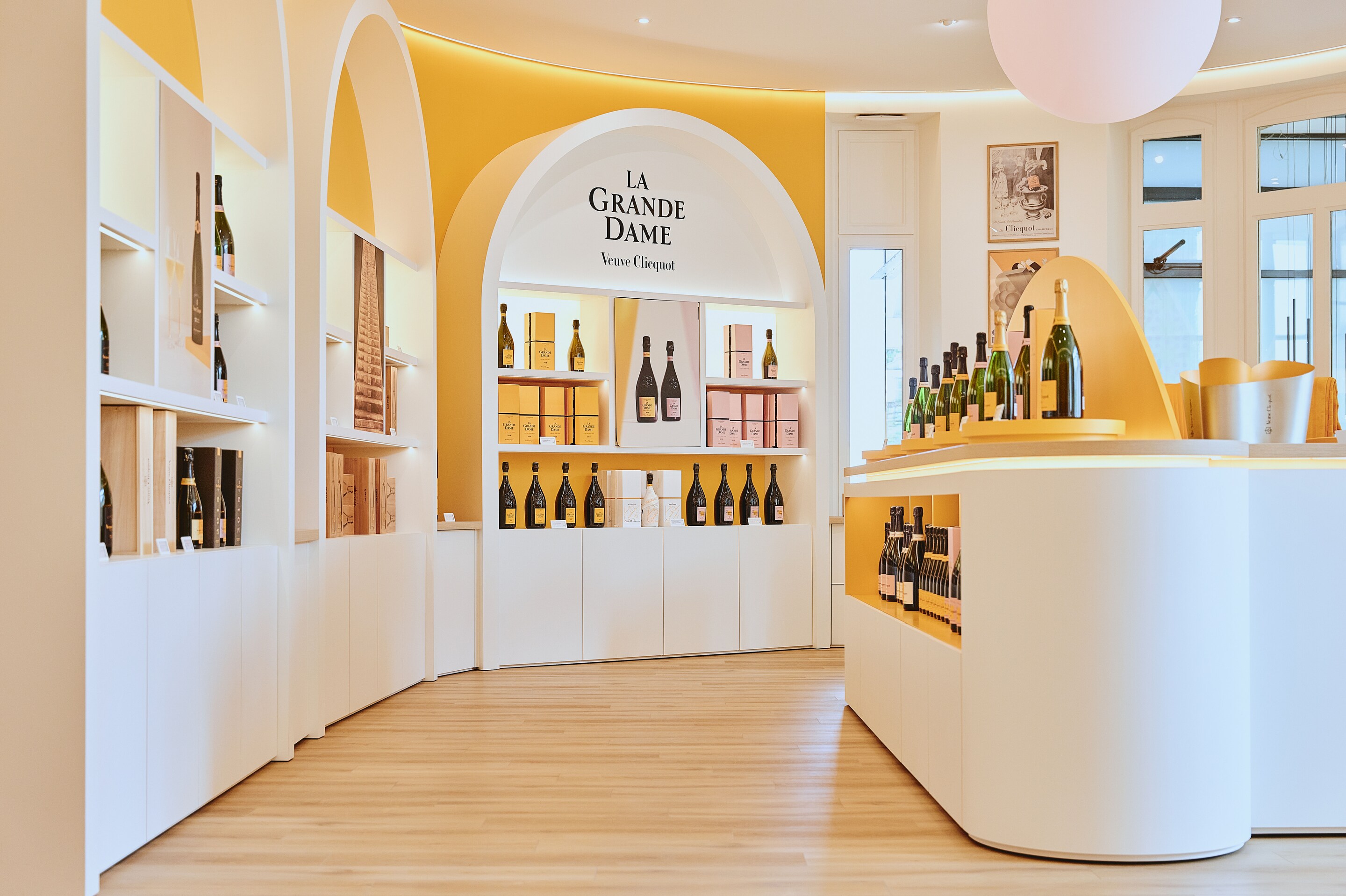 Veuve Clicquot Store - Visit Center Reims