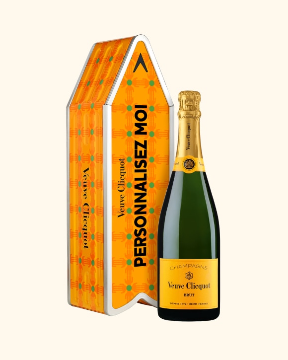 Arrow Orange Packshot Veuve Clicquot Chasing the Sun