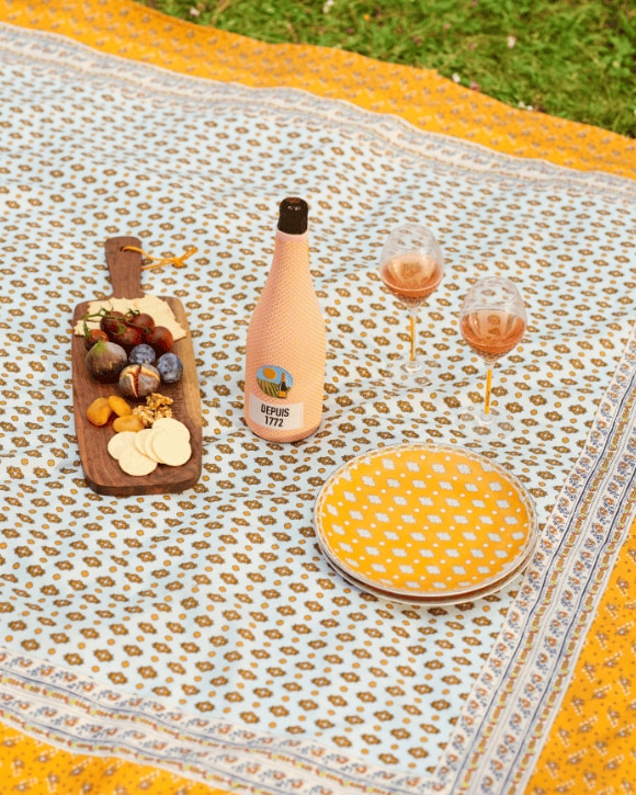 Le Picnic by Veuve Clicquot