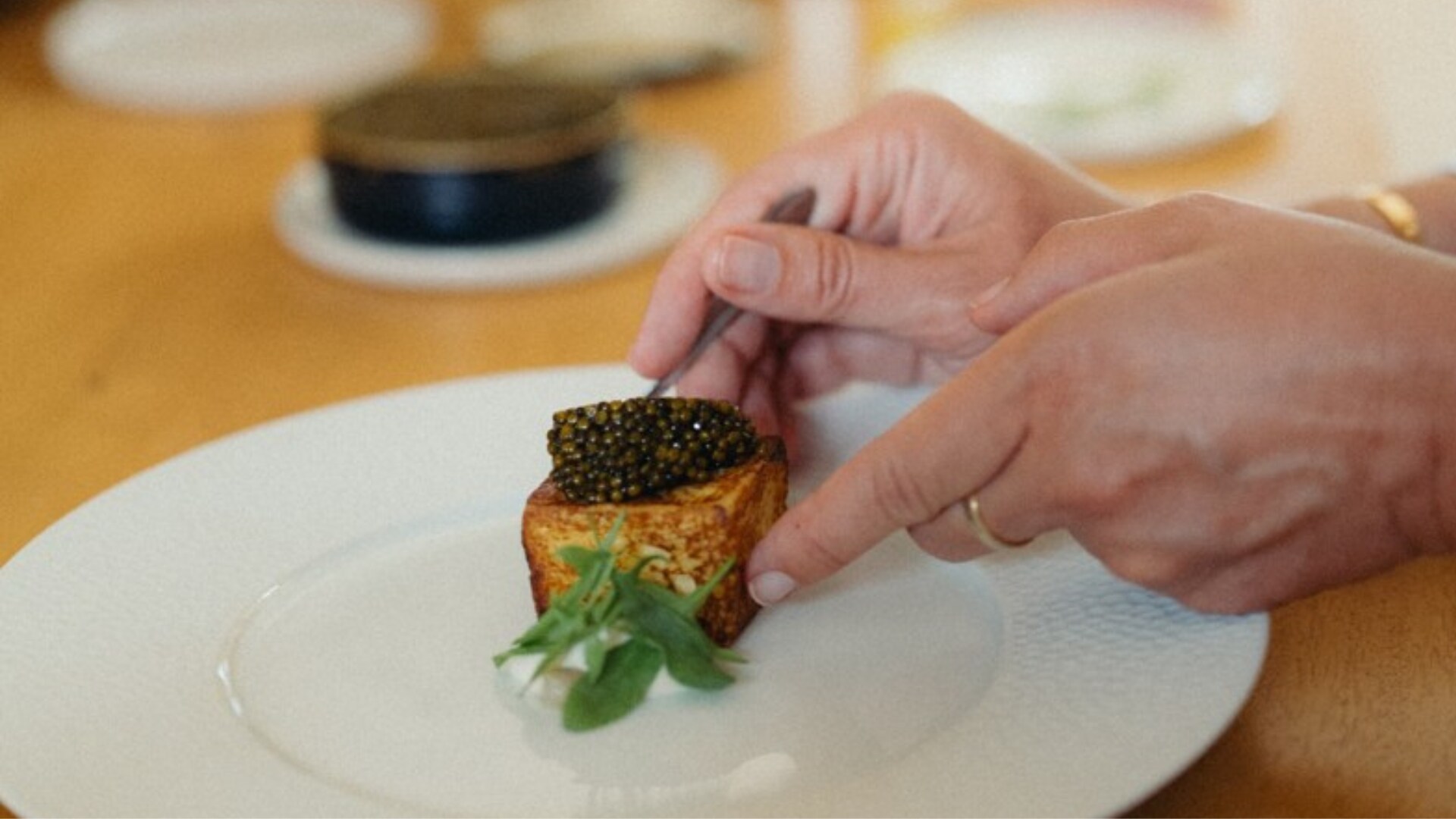 Veuve clicquot Jessica Rosval Portrait Plating