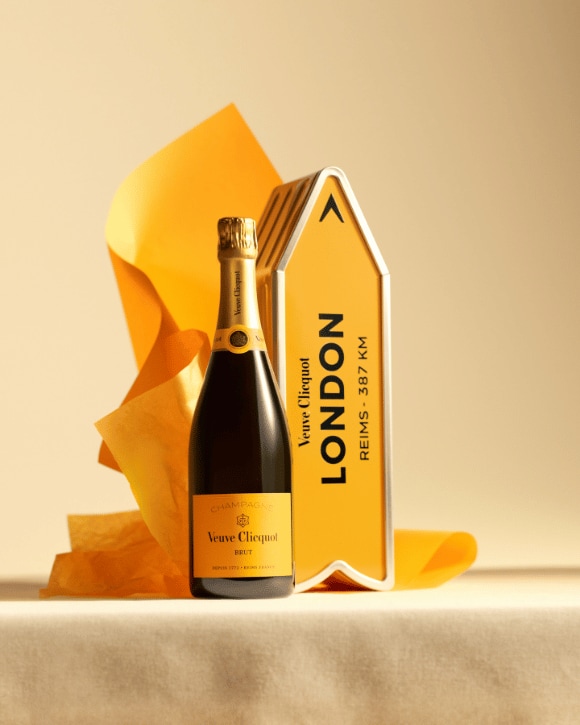 Veuve Clicquot Gifting Yellow Arrow with a bottle of Brut Yellow Label