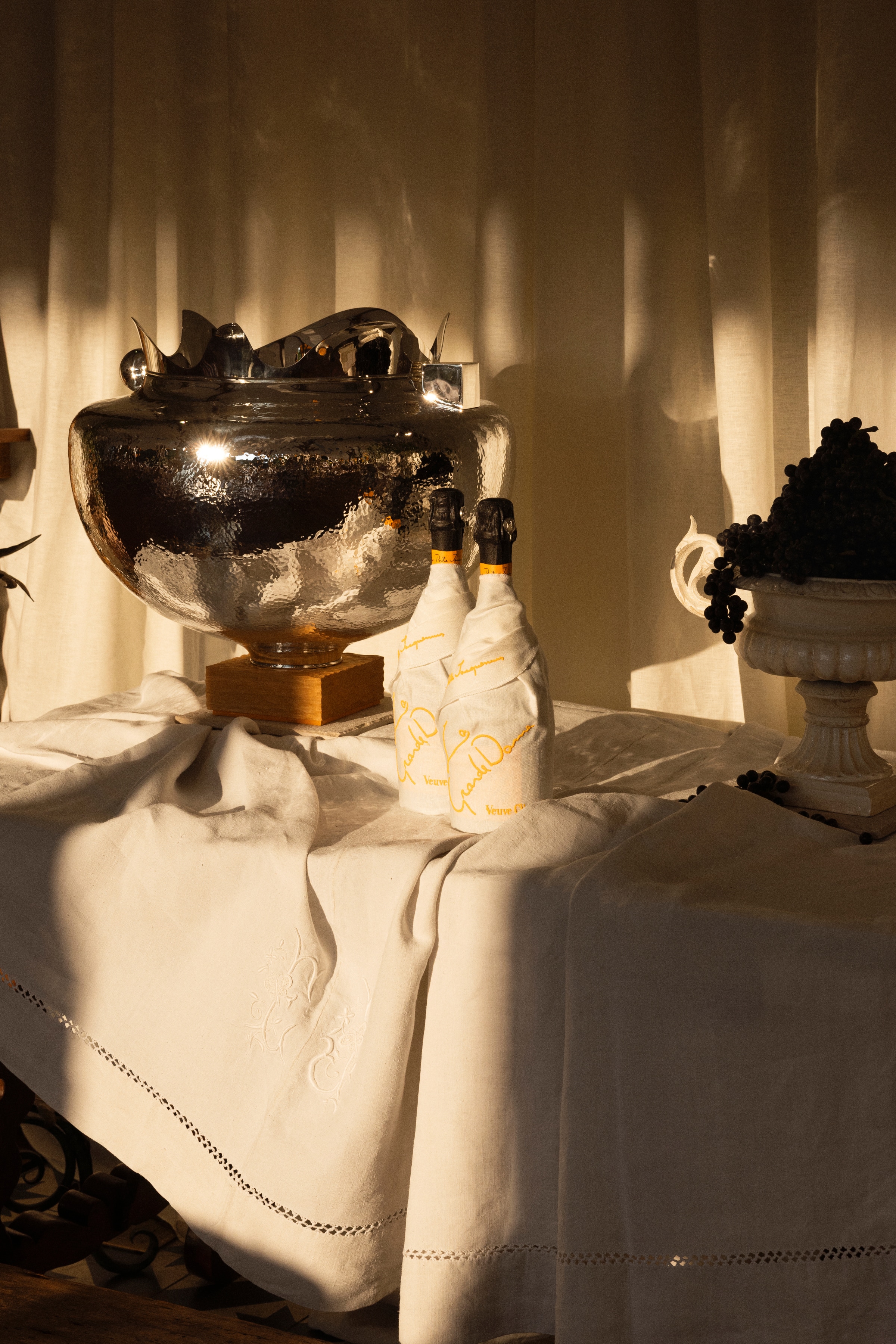 La Grande Dame 2018 by Simon Porte Jacquemus