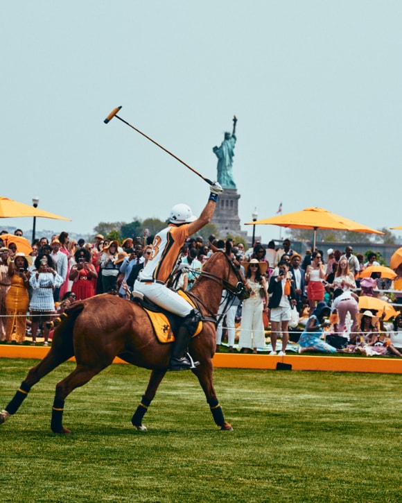 Polo Classic by Veuve Clicquot