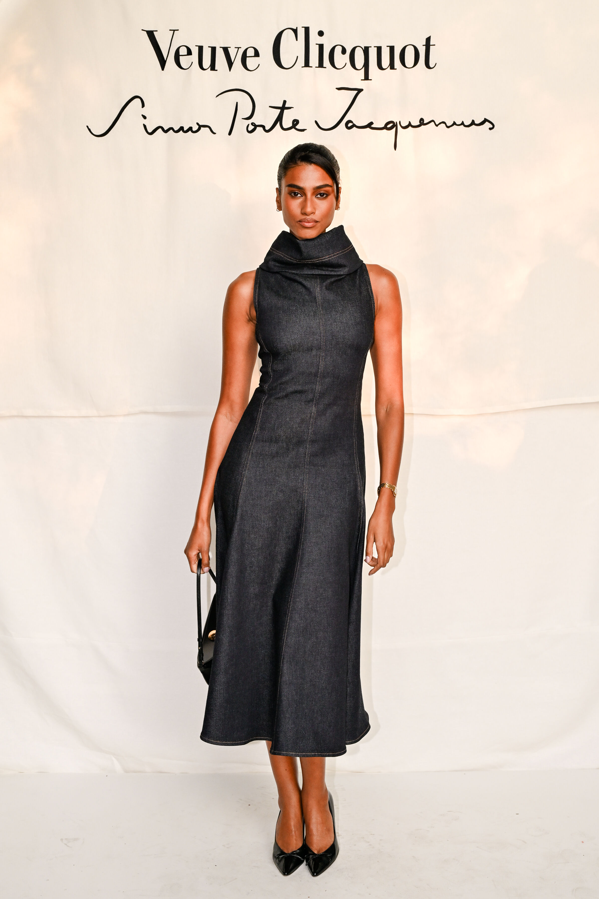 La Grande Dame 2018 by Simon Porte Jacquemus