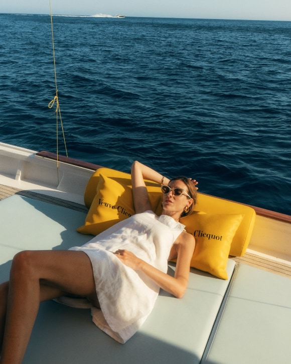 Veuve Clicquot Sunclub Galley Beach 