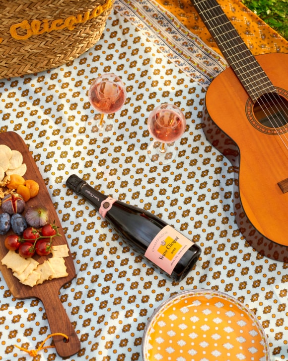 Veuve Clicquot Picnic Brut Ros&eacute; 