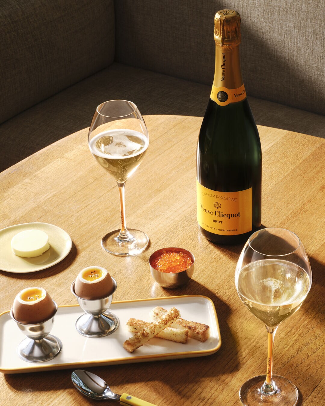 Veuve Clicquot Food Pairing yellow Label