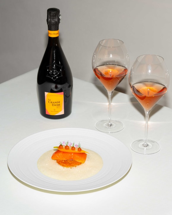 La Grande Dame 2015 with Truit