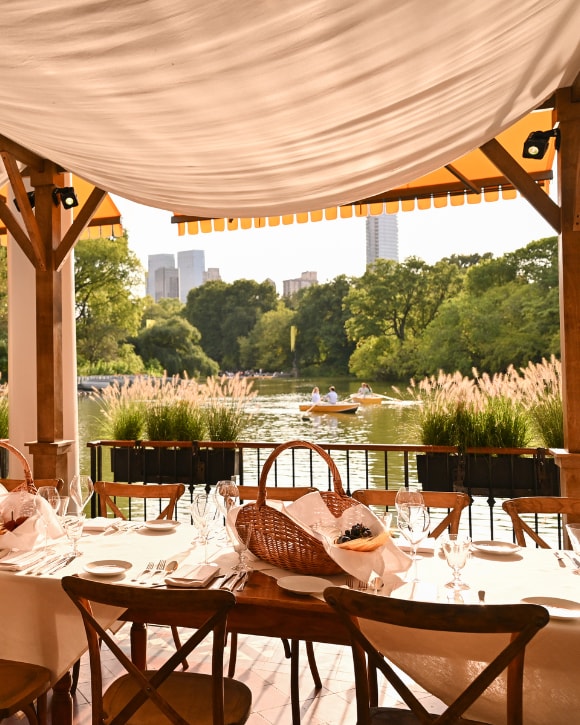 Veuve Clicquot Simon Porte Jacquemus La Grande Dame 2018