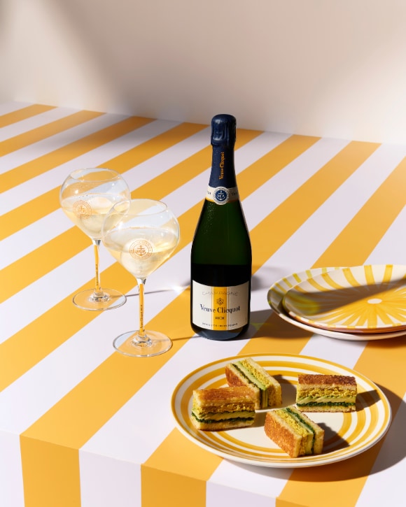 Veuve Clicquot Summer Activations Yellow Label 