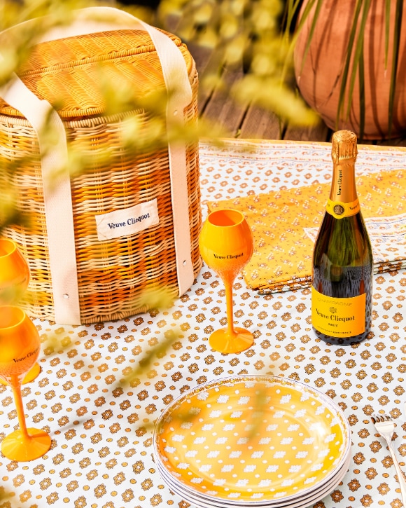 Le Picnic by Veuve Clicquot - Printemps Haussmann Paris