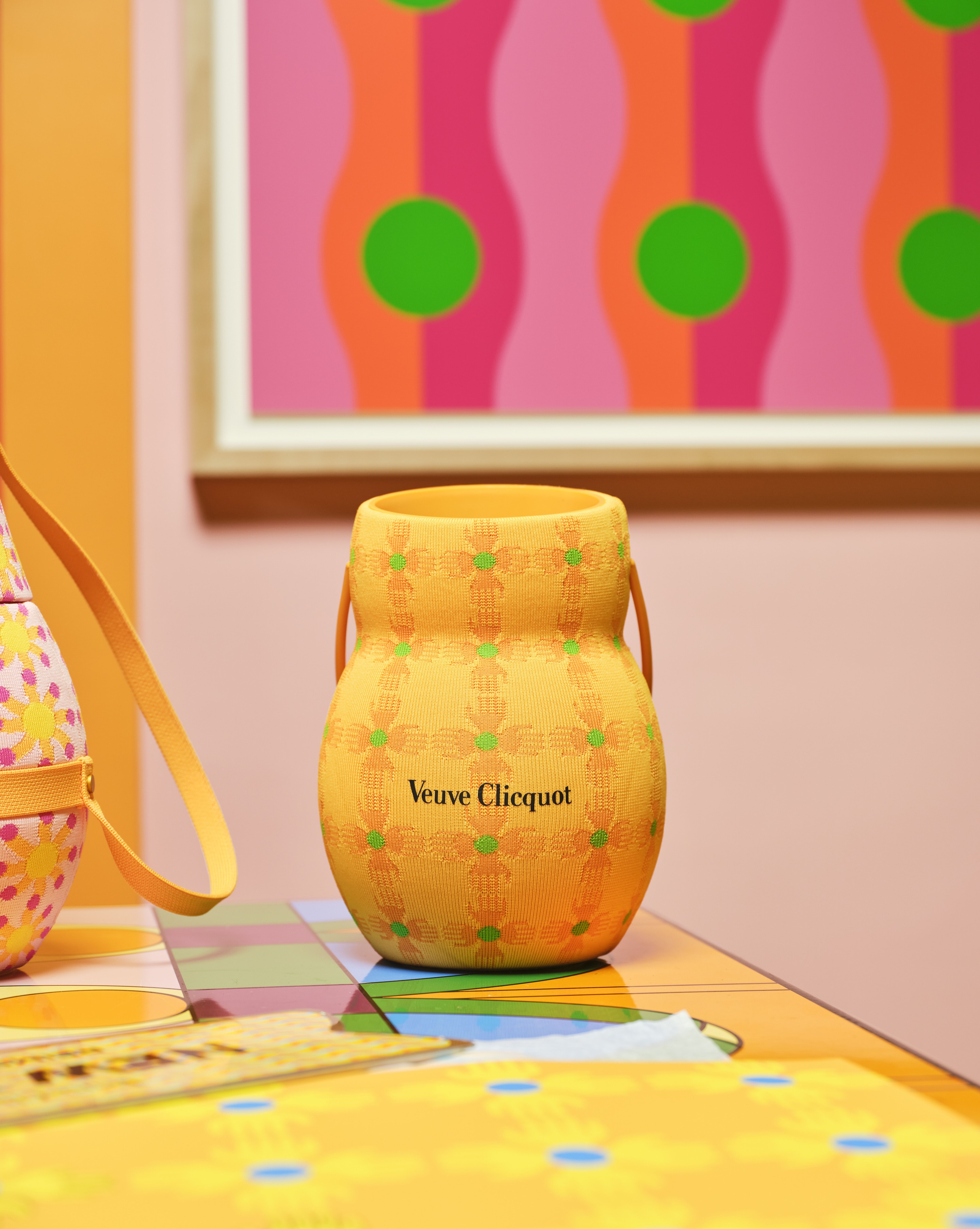 Veuve Clicquot Chasing The Sun Sun Holder 