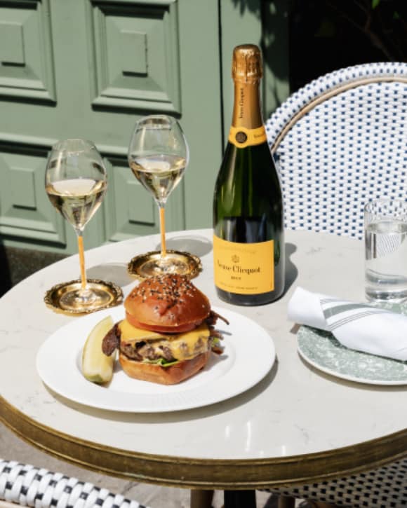 Veuve Clicquot Food Pairing Yellow Label 