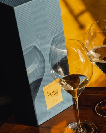 Lavinia Cernau photo of La Grande Dame 2015