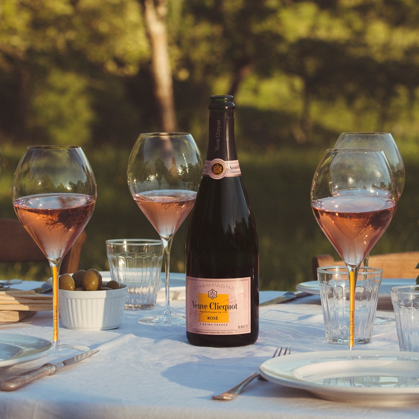 Veuve Clicquot Pinot Noir Veuve Clicquot Pinot Noir