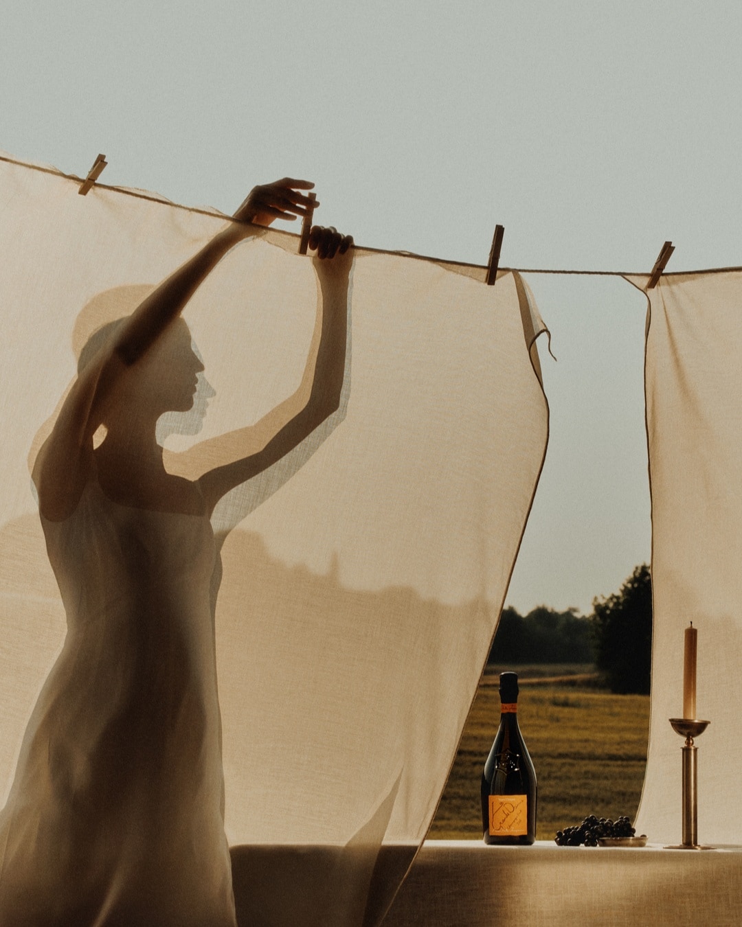 Veuve Clicquot La Grande Dame 2018 by Simon Porte Jacquemus Veuve Clicquot La Grande Dame 2018 by Simon Porte Jacquemus