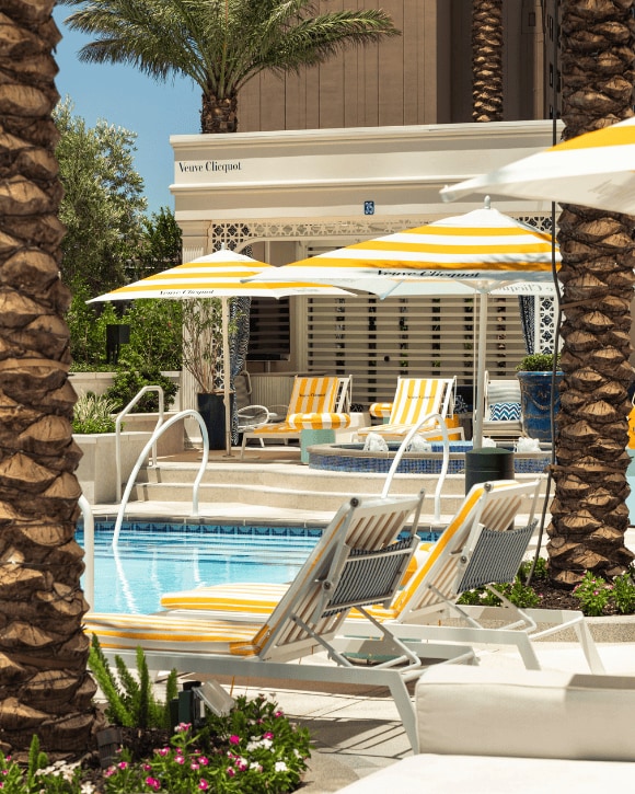 Veuve Clicquot Sun Club FontaineBleau 