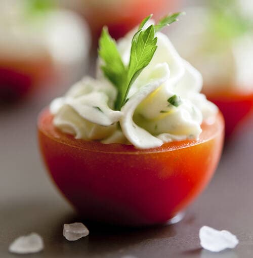 Veuve Clicquot - Cherry tomato zakouski 